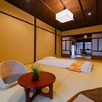 Kyotofish-Masuya*Reformed Machiya*Gardenview Bath